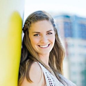 Meet your Posher, Cara